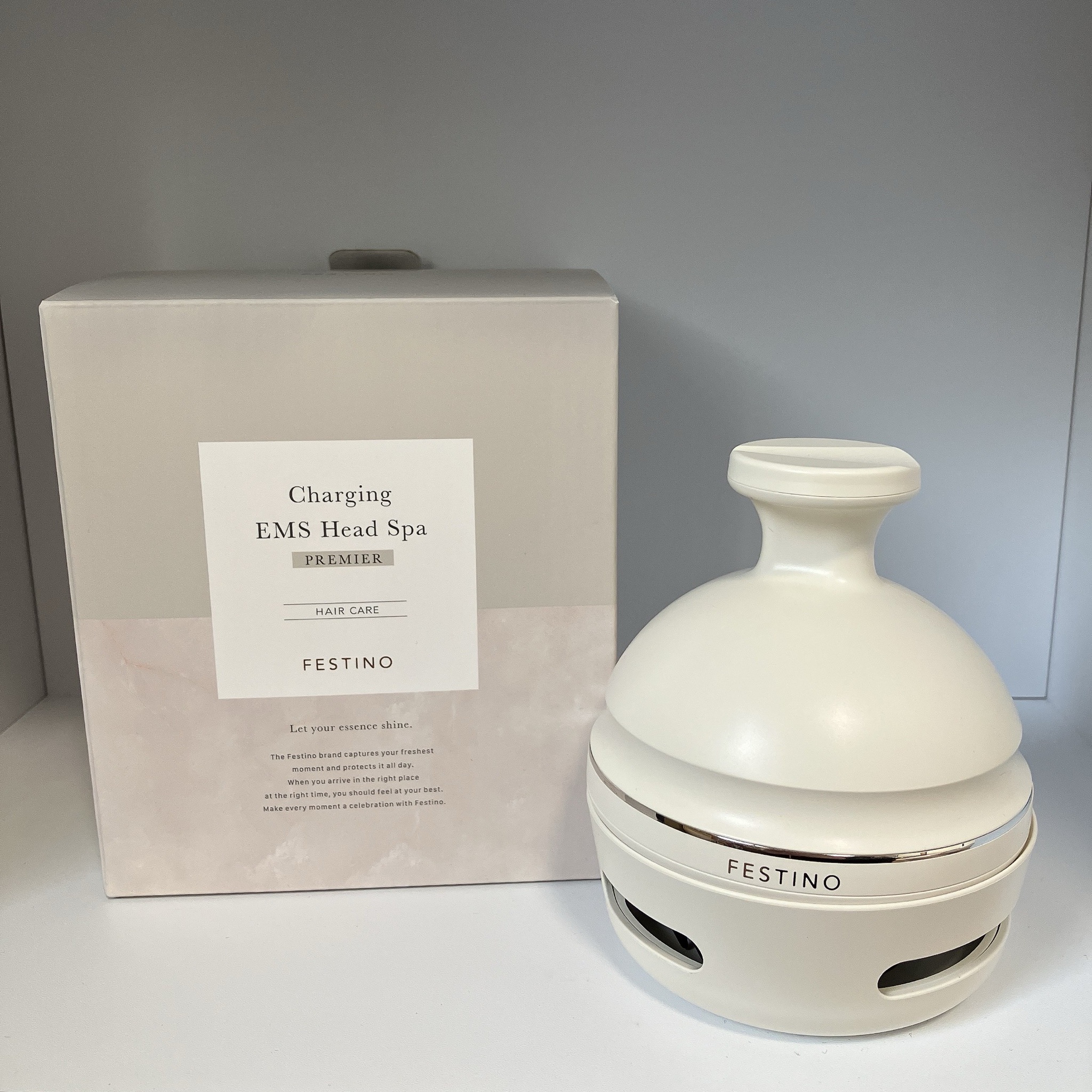 フェスティノ / 充電式EMSヘッドスパ プレミア ホワイト（White）の