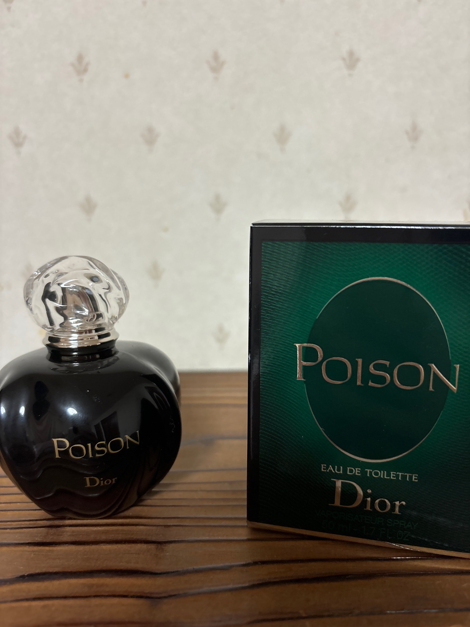 ディオール / プアゾン オードゥトワレの公式商品情報｜美容・化粧品