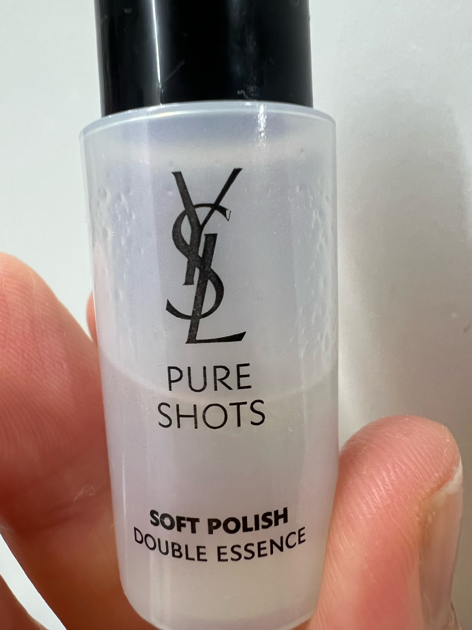 イヴ・サンローラン / ピュアショット エッセンス ローションの公式