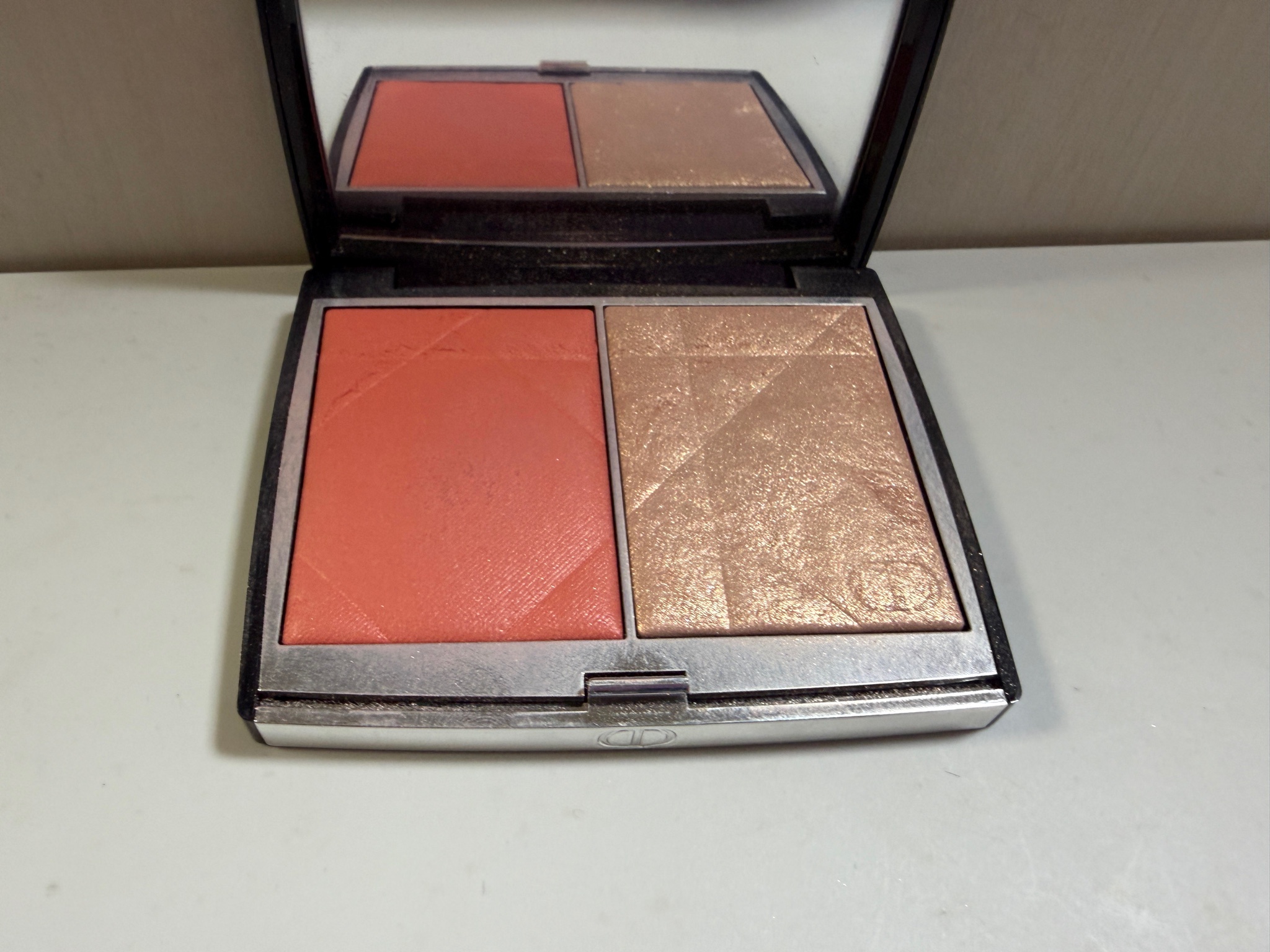 ディオール / ディオールスキン ルージュ ブラッシュ カラー&グロウ