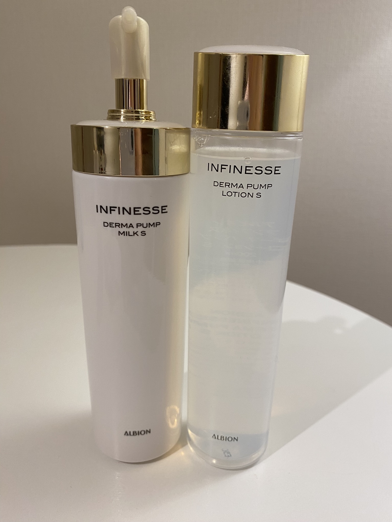 アルビオン / アンフィネス ダーマ パンプ ミルク S 200gの公式商品