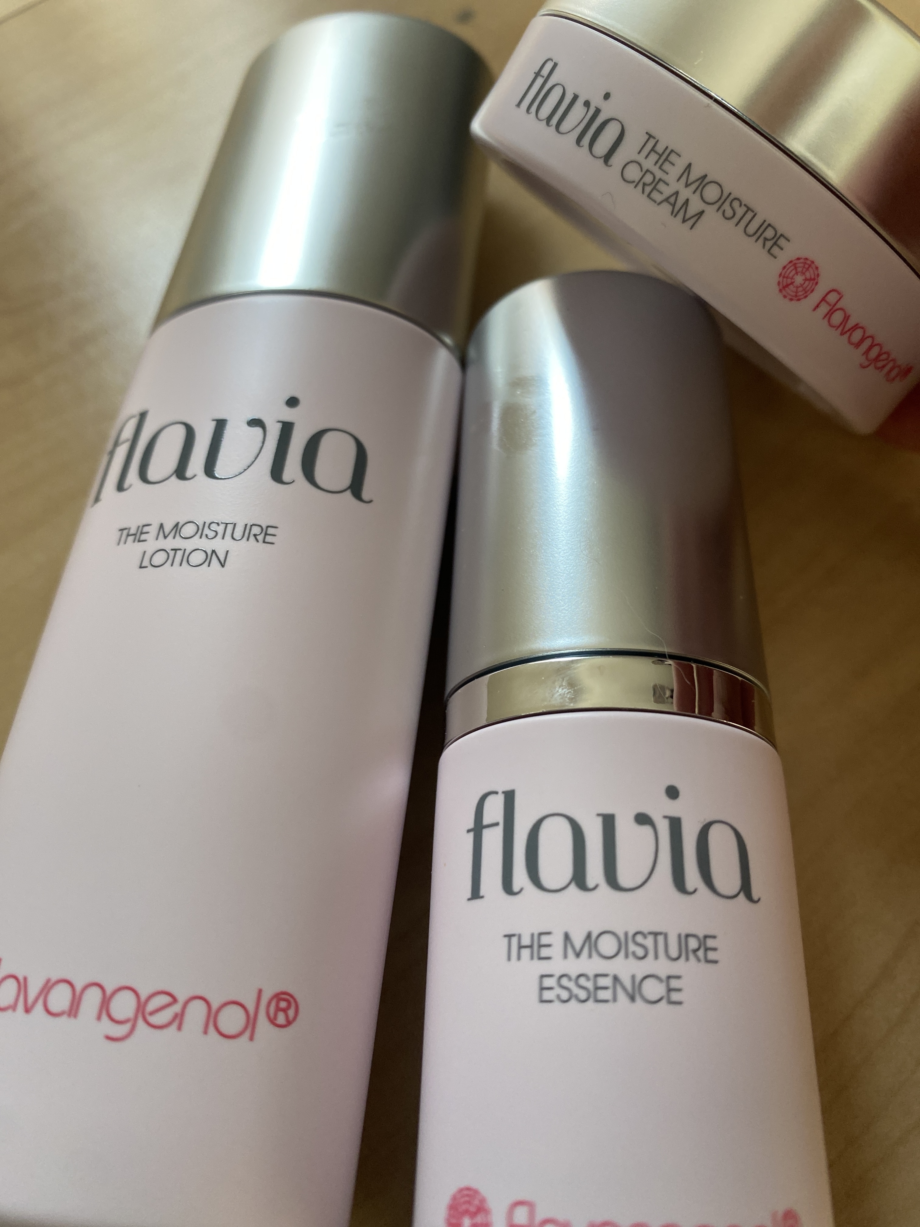 フォーマルクライン / フラビア ザ モイスチャー 基本3点キットの公式