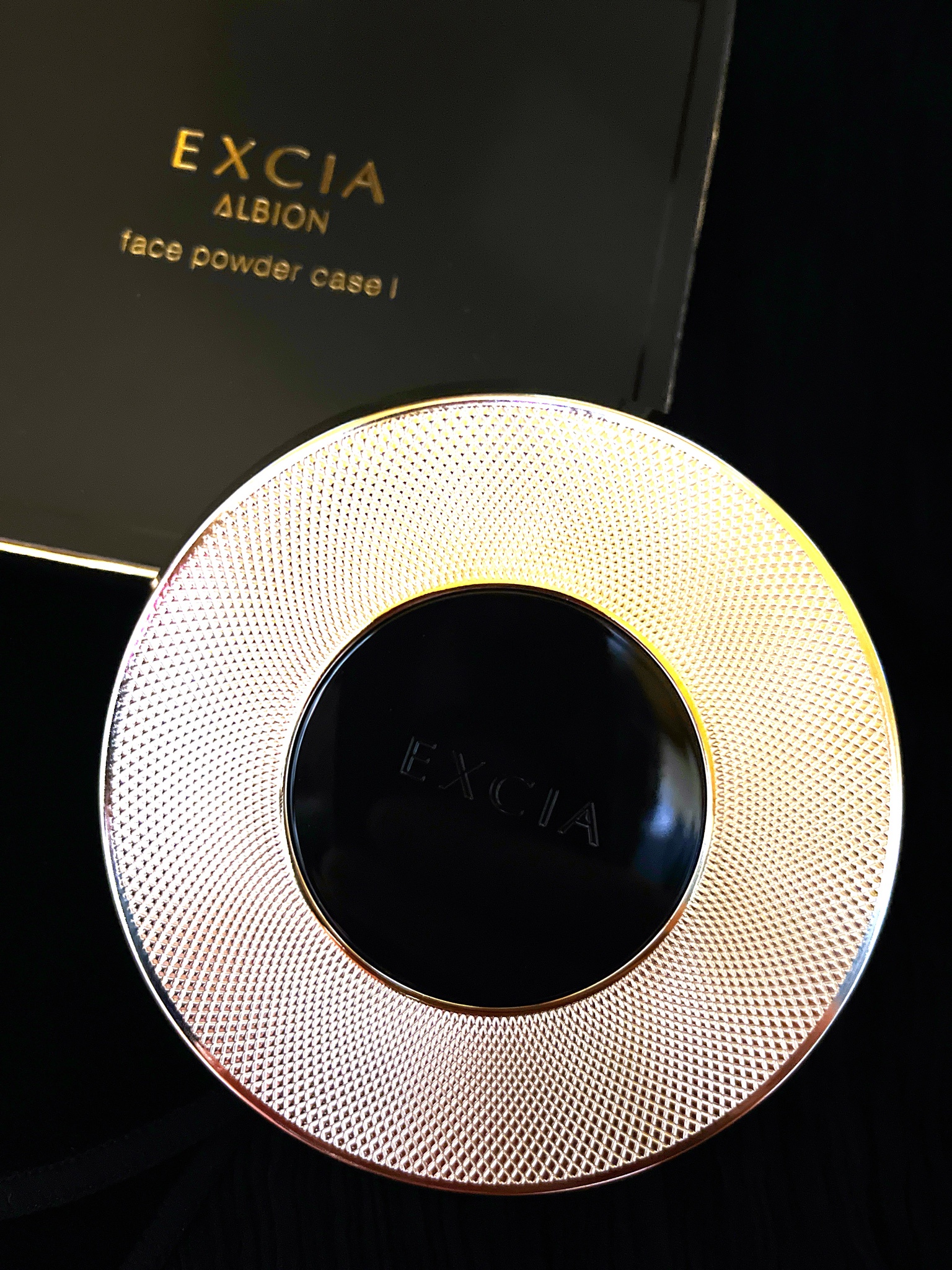 アルビオン / エクシア セレスティアル ヴェール 1パフ付ケースの公式