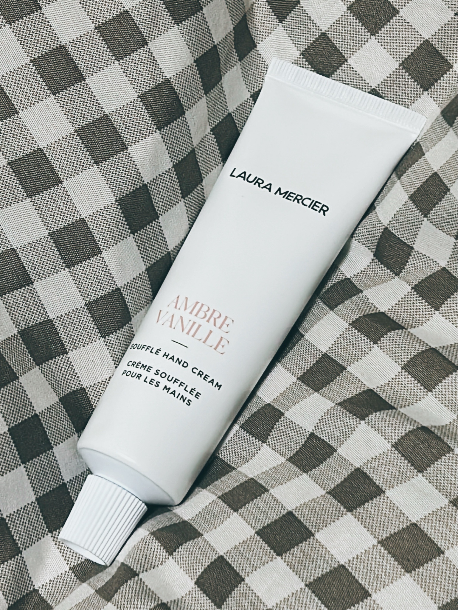 ローラ メルシエ / スフレ ハンドクリーム アンバーバニラの公式商品