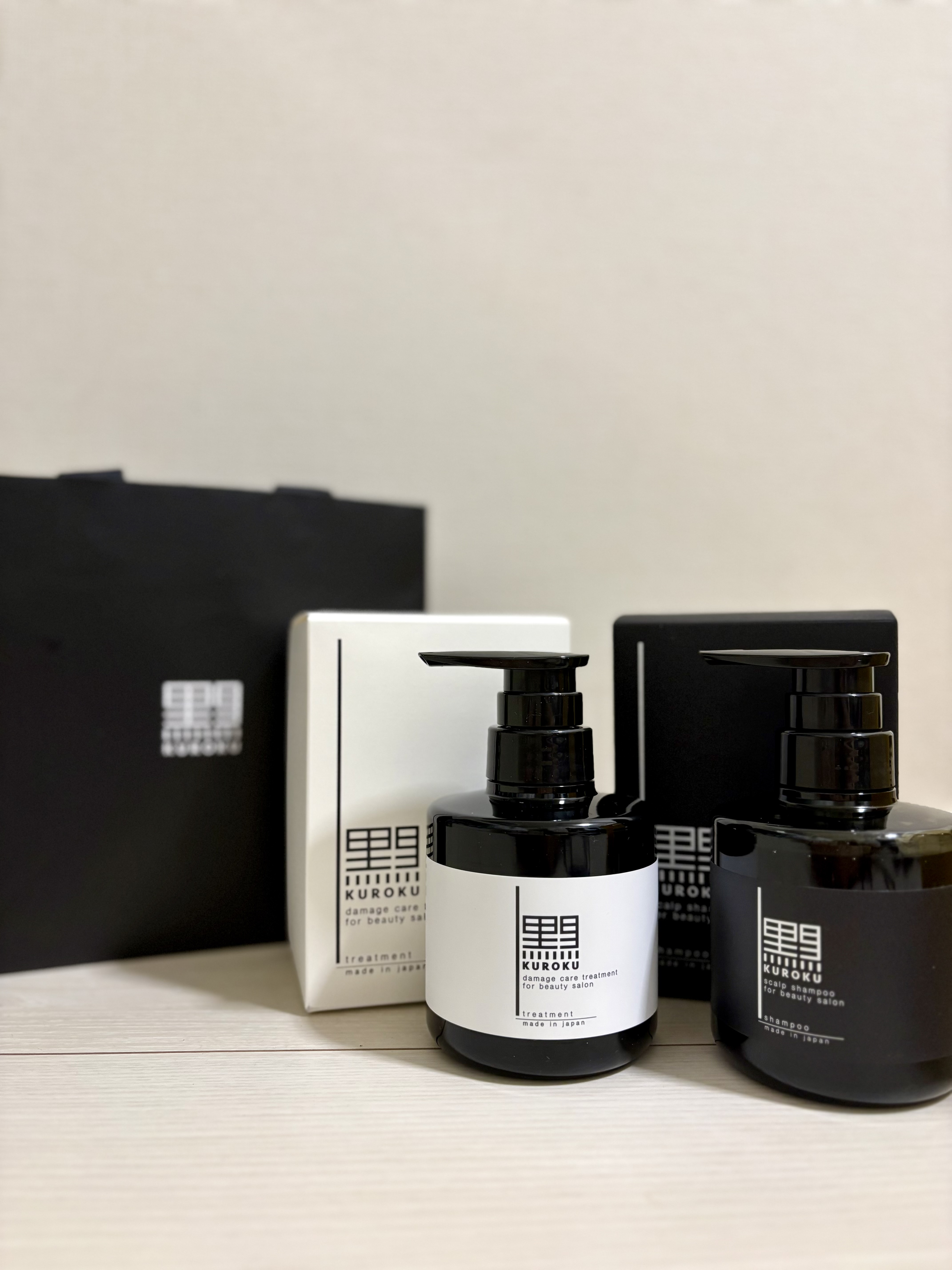 KUROKU / KUROKUスカルプシャンプーfor ビューティーサロン／ダメージ