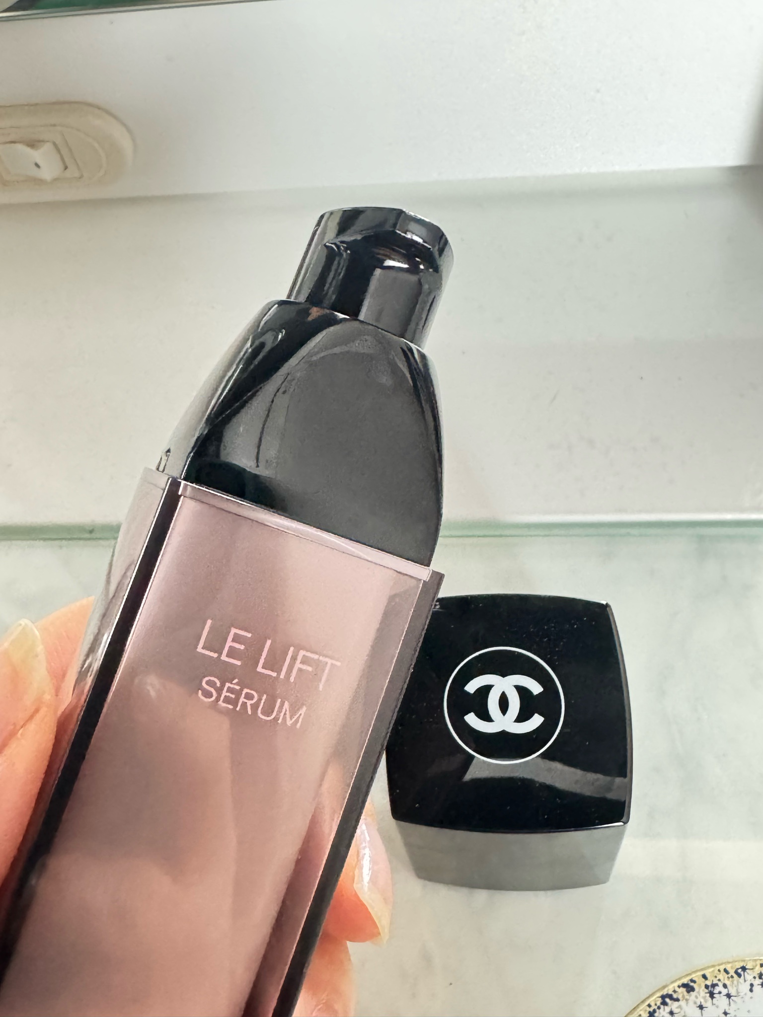 シャネル / ル リフト セラム 50mlの公式商品情報｜美容・化粧品情報は