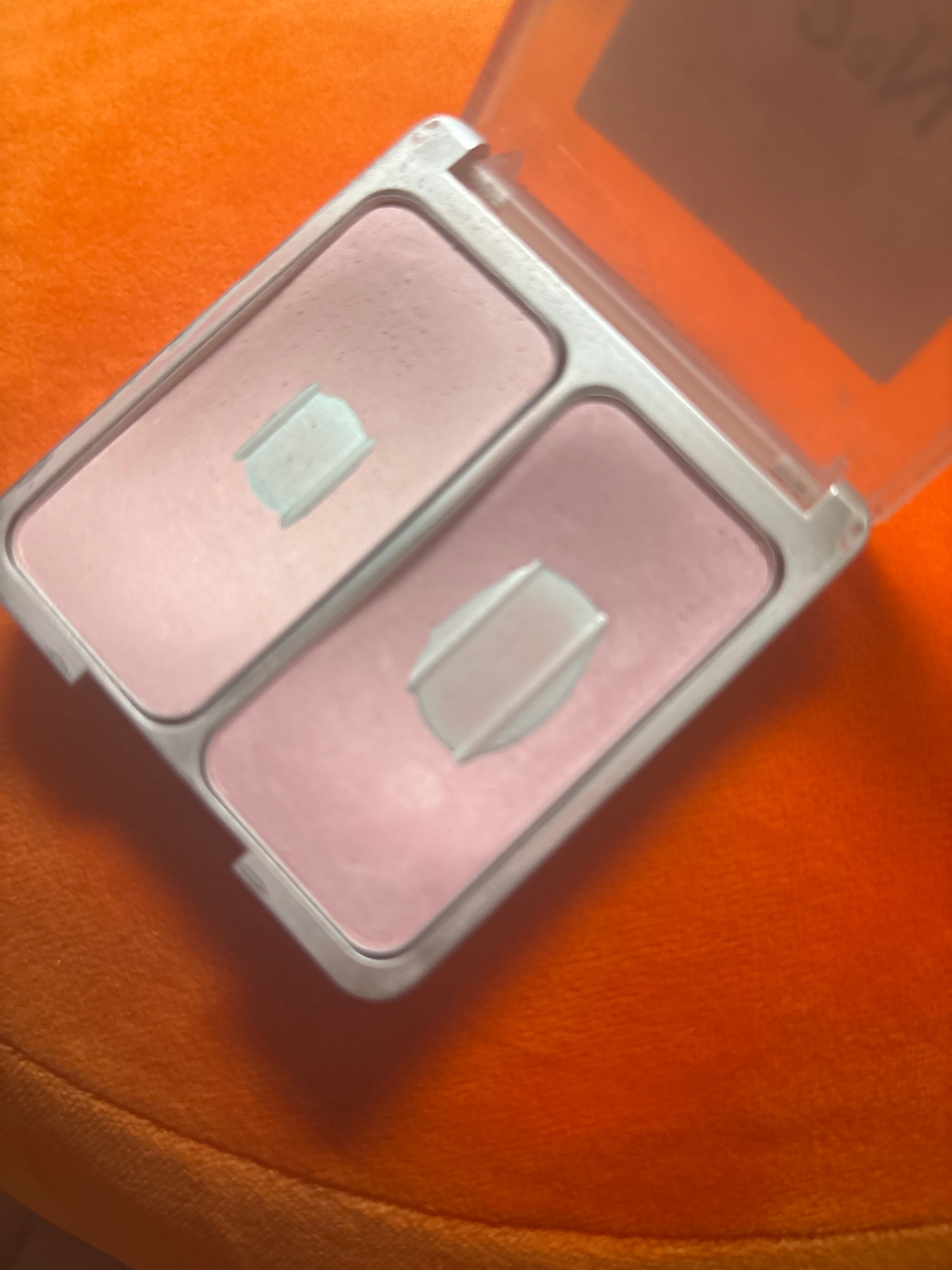 2aN / デュアルチーク 8 Nude Haze（ヌードヘイズ）の公式商品情報