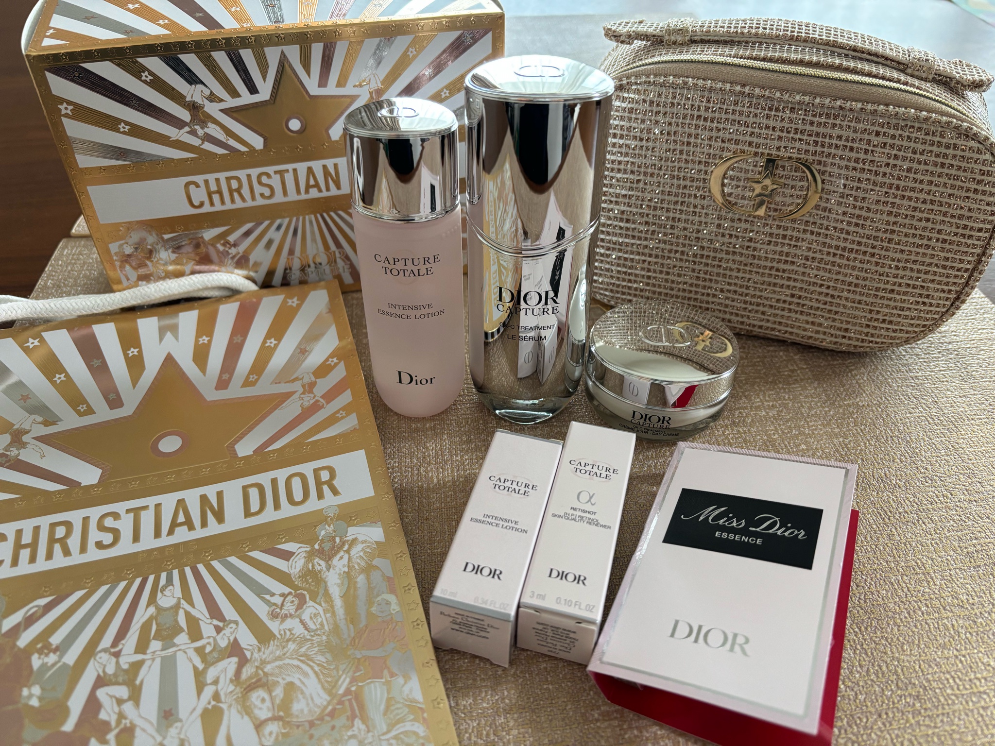 ディオール / ディオール カプチュール ホリデーの公式商品情報｜美容