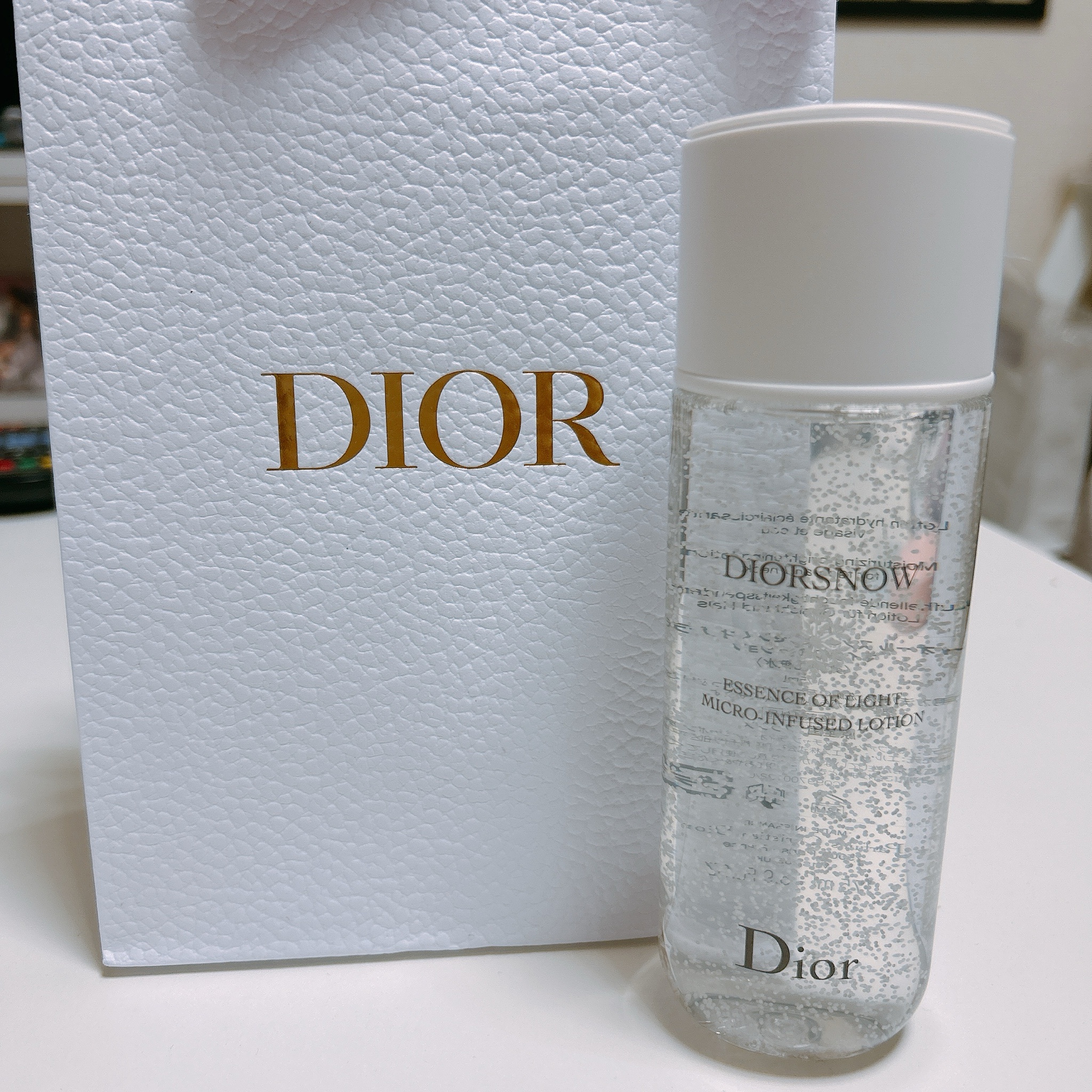 ディオール / ディオール スノー エッセンス オブ ライト マイクロ