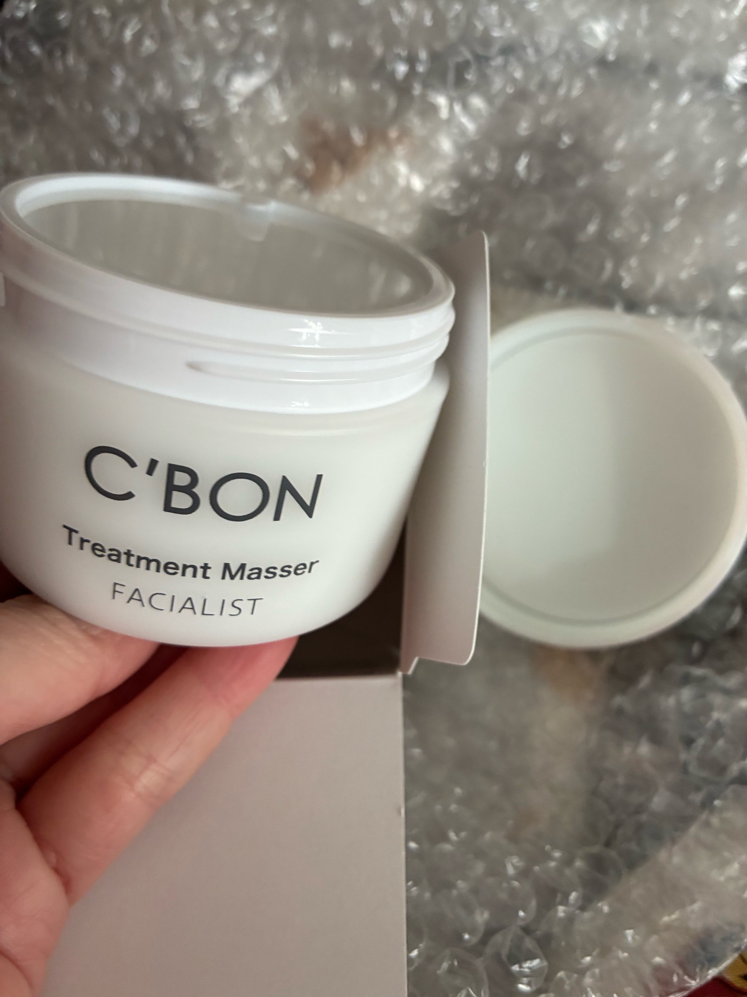 シーボン / フェイシャリスト トリートメントマセa 110gの公式商品情報