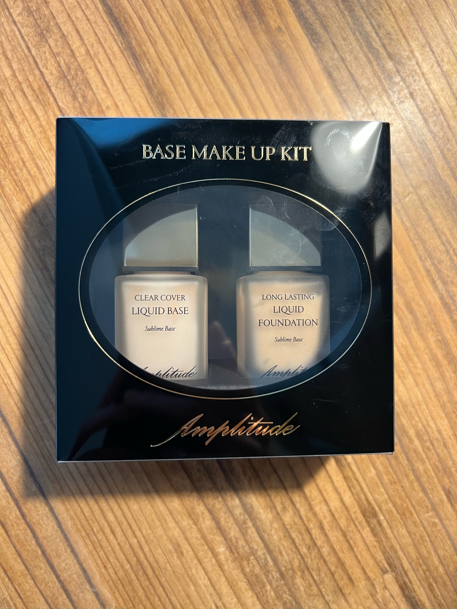 Amplitude(アンプリチュード) / クリアカバー リキッドベースの公式