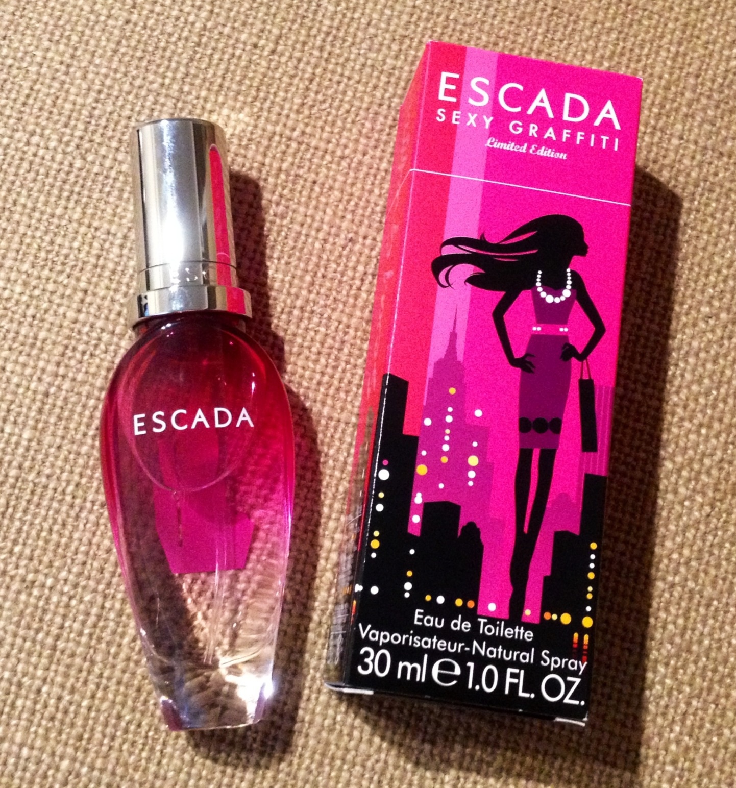 エスカーダ / セクシー グラフィティの公式商品情報｜美容・化粧品情報