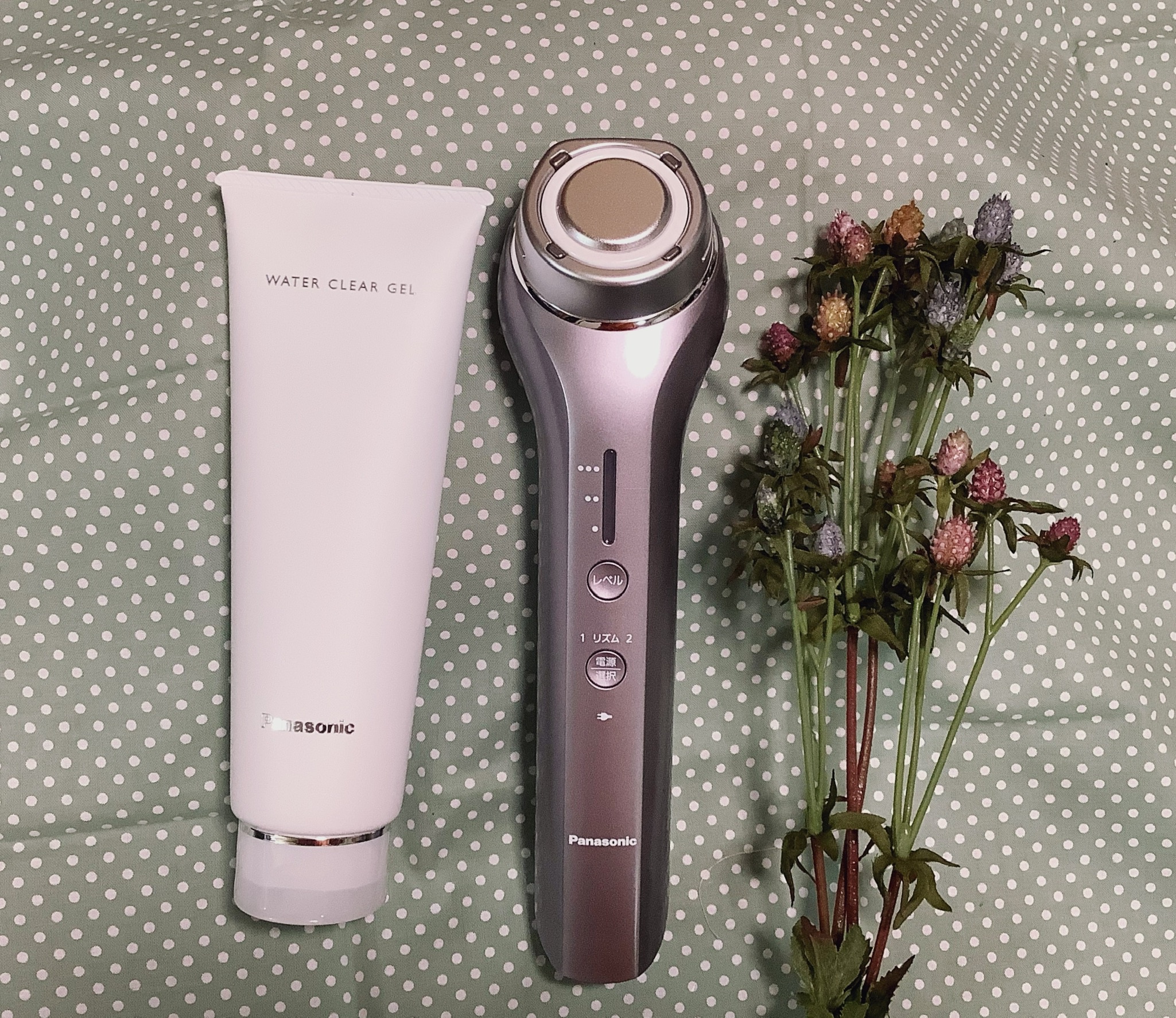 Panasonic / RF美顔器 EH-SR72の公式商品情報｜美容・化粧品情報は