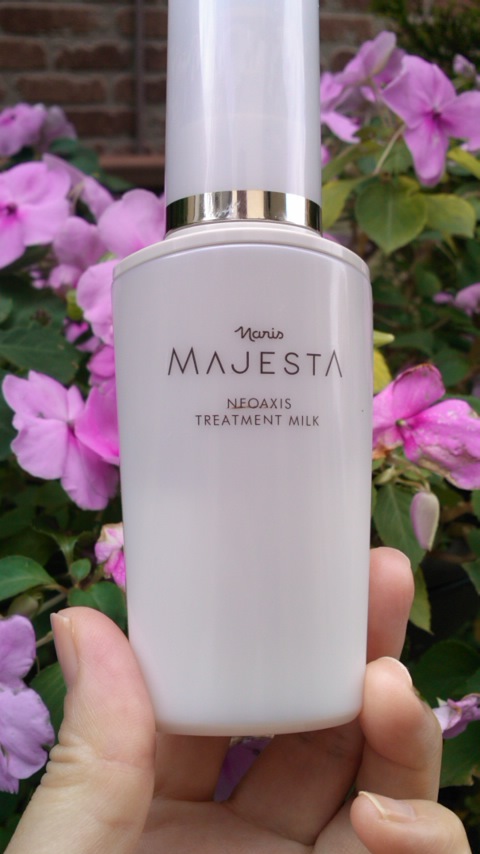 マジェスタ ネオアクシス / トリートメントミルクの公式商品情報｜美容