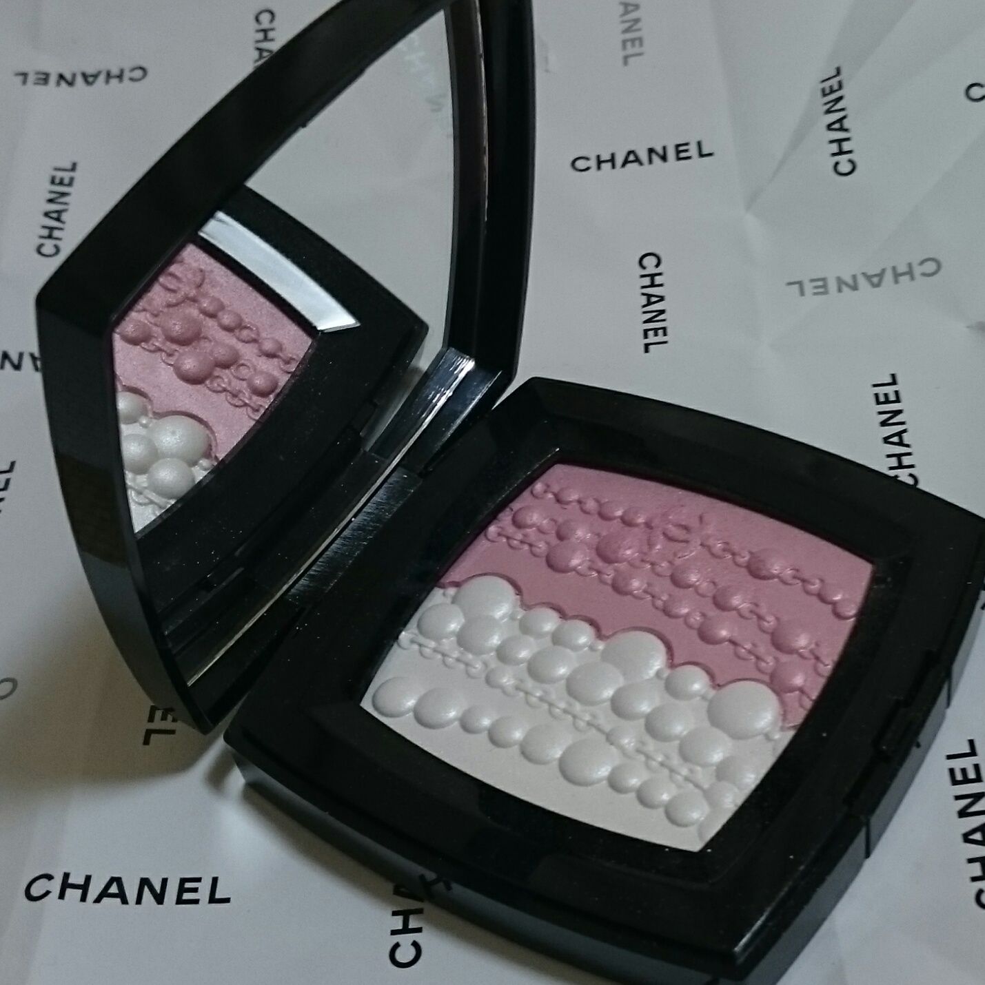 シャネル / ペルル エ ファンテジーの公式商品情報｜美容・化粧品情報