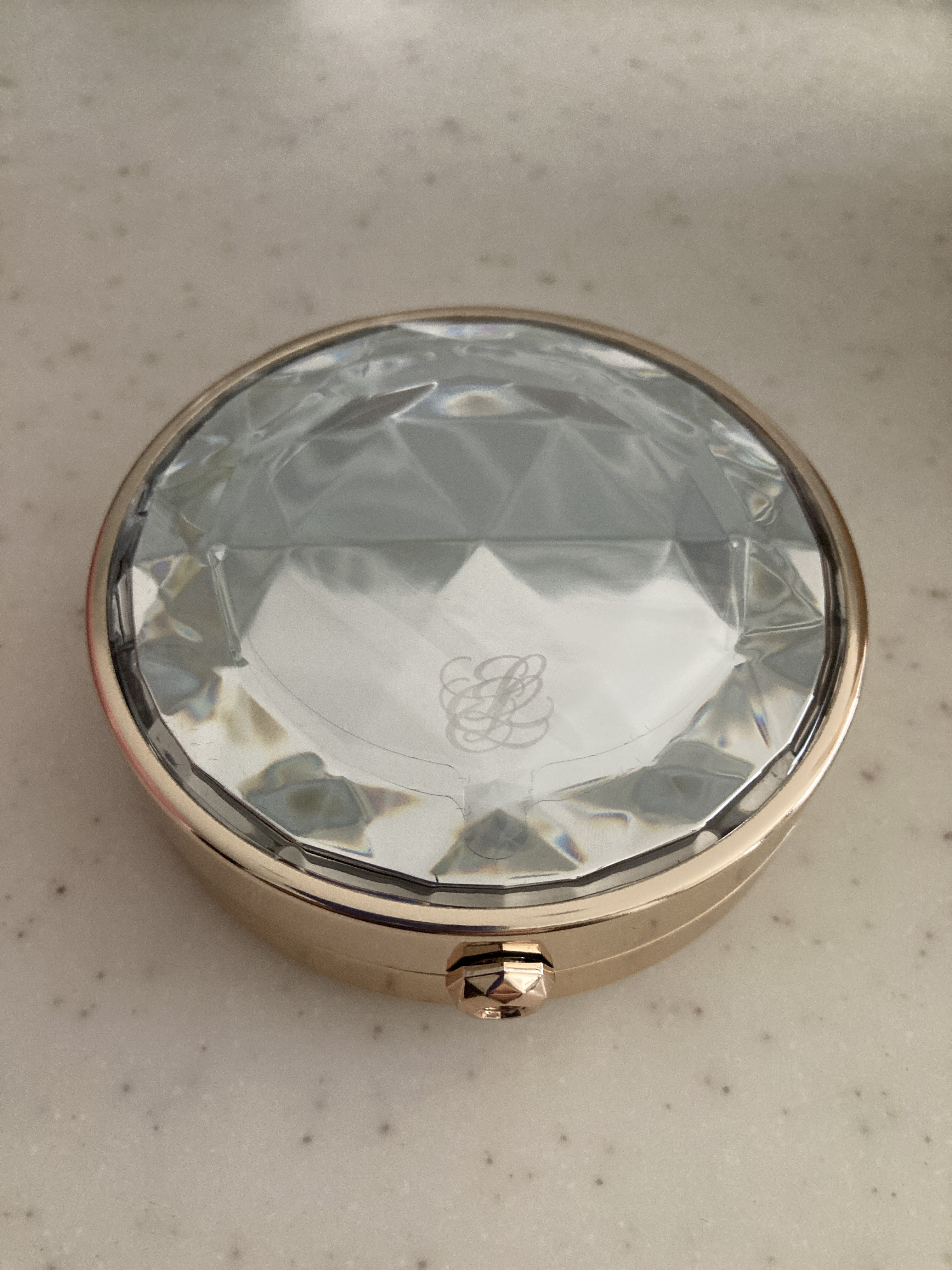 エスティ ローダー / リニュートリィブ ラディアンス セラム