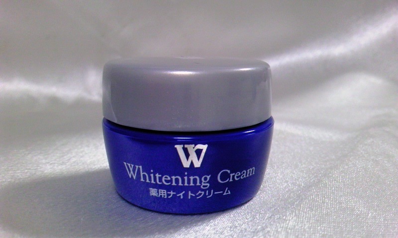 ニッピコラーゲン化粧品 / 薬用ホワイトニングクリームの公式商品情報