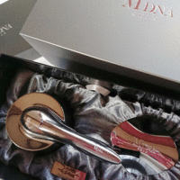 MDNA SKIN / スキンリジュビネーター＆クロームクレイマスクの公式商品