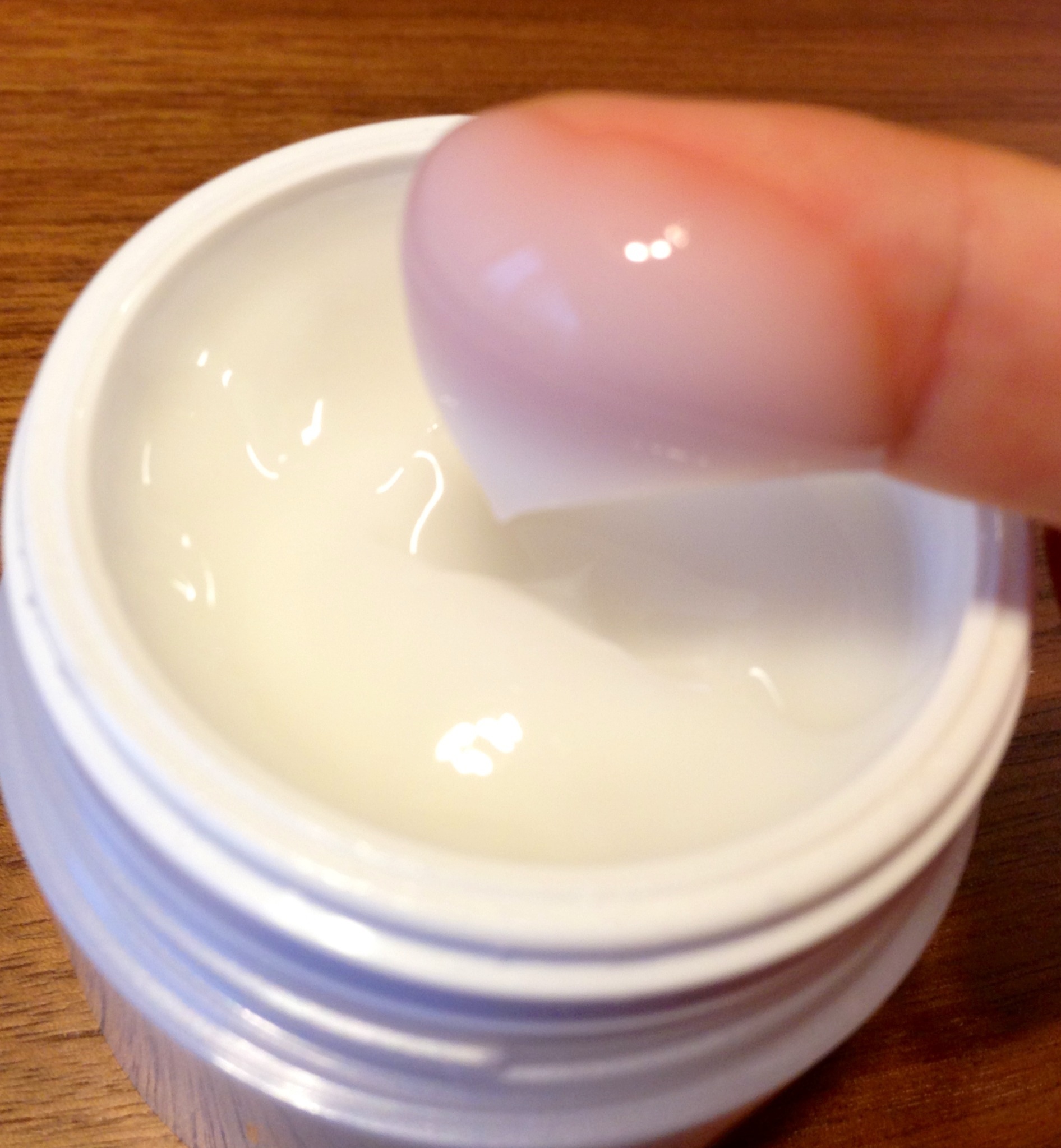 フレッシェル / アクアモイスチャージェル(ホワイト)の公式商品情報