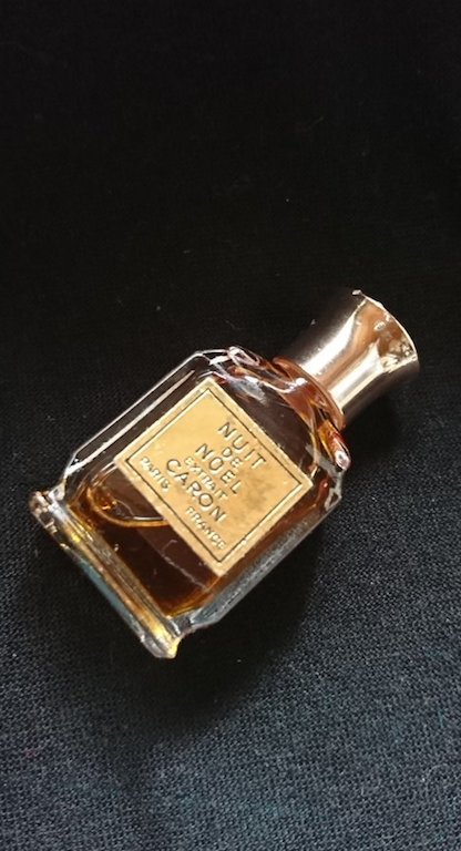 キャロン / ニュイ ド ノエルの商品情報｜美容・化粧品情報はアットコスメ