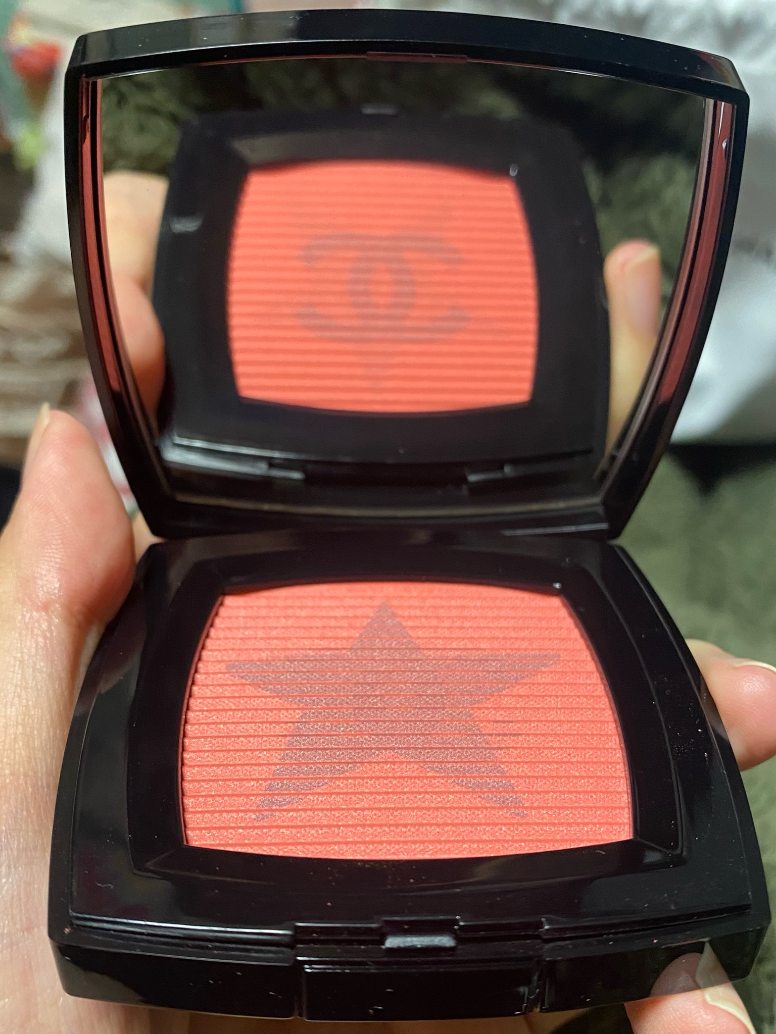 シャネル / ブラッシュ コメット コライユ エトワレの公式商品情報