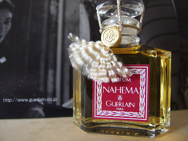 ゲラン / ナエマ 香水の公式商品情報｜美容・化粧品情報はアットコスメ