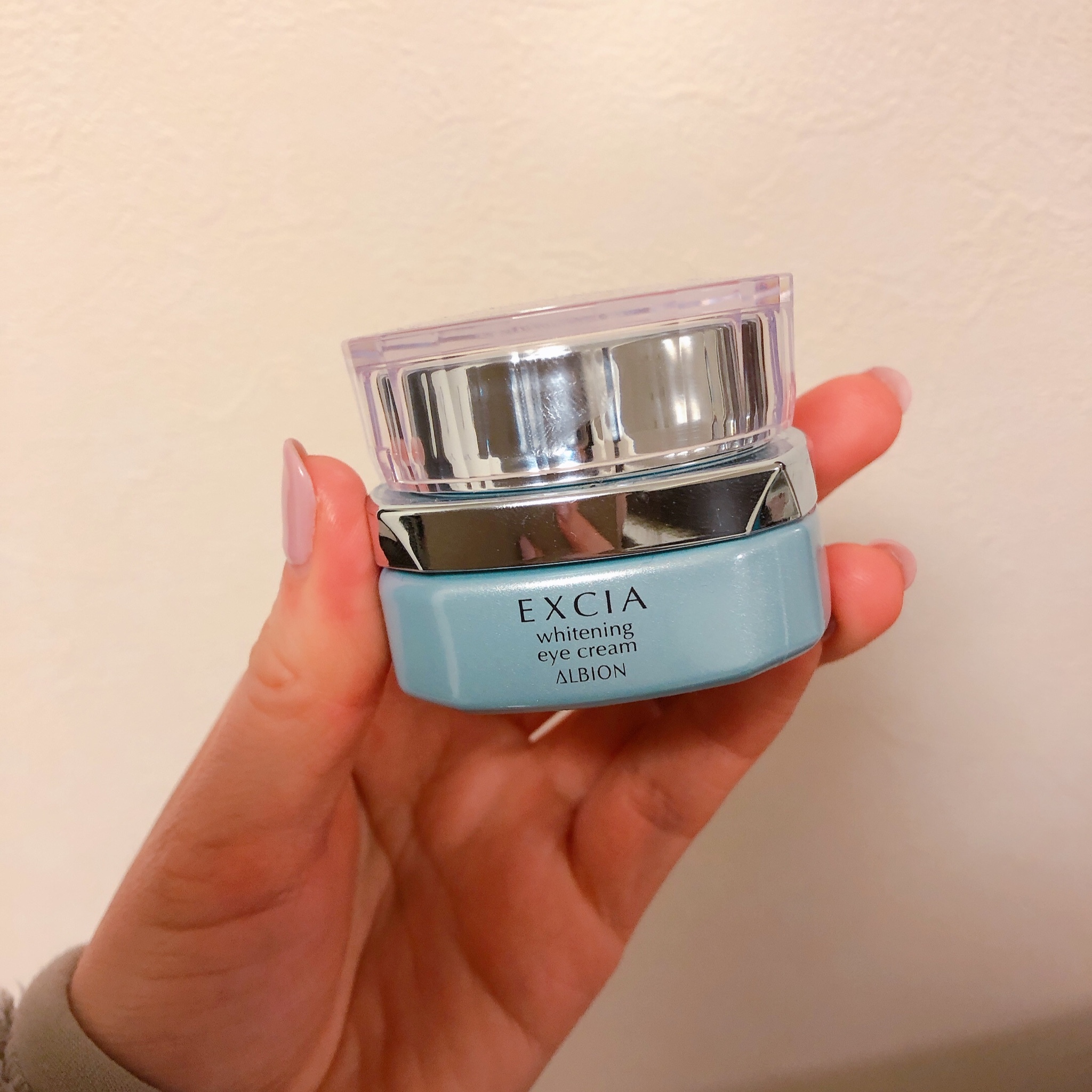 アルビオン / エクシア AL ホワイトニング アイクリームの公式商品情報