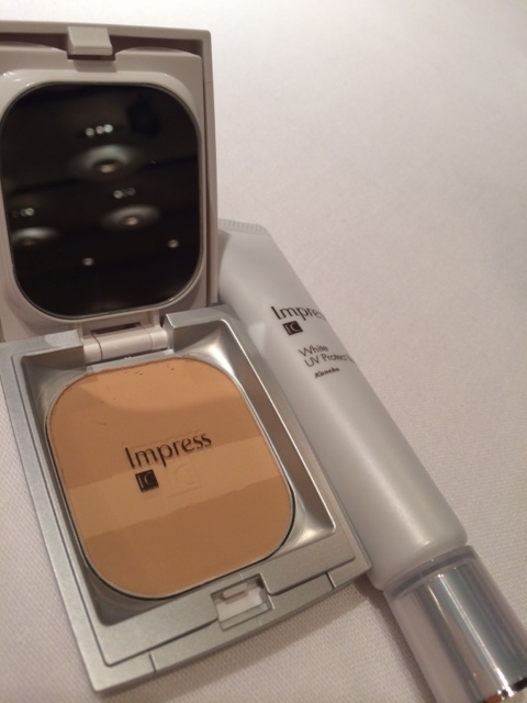 Impress / インプレス IC ホワイトパウダーファンデーションaの公式
