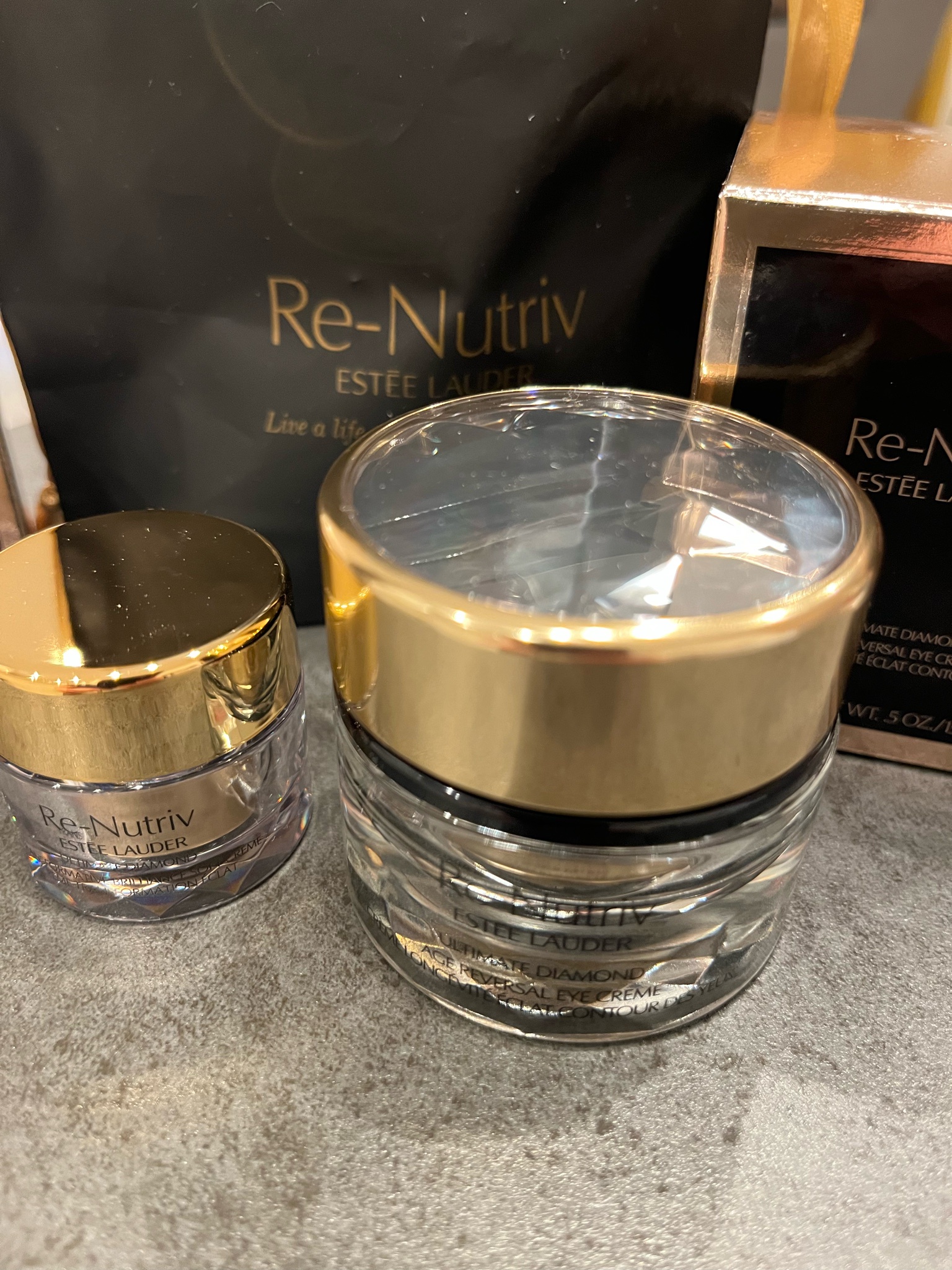 エスティ ローダー / リニュートリィブ ダイヤモンド AR アイ クリーム