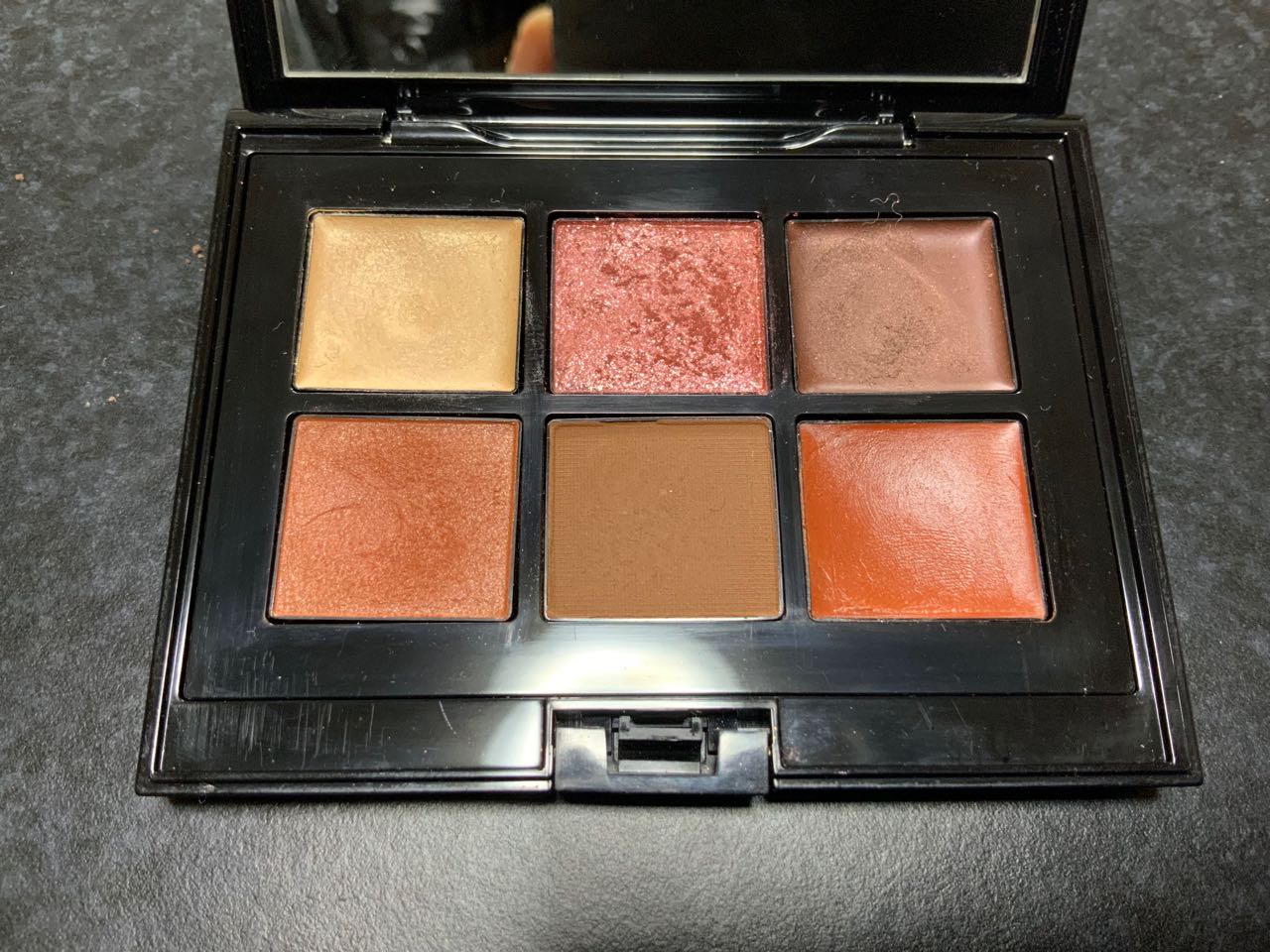 アディクション / コンパクトアディクション リミテッド エディション