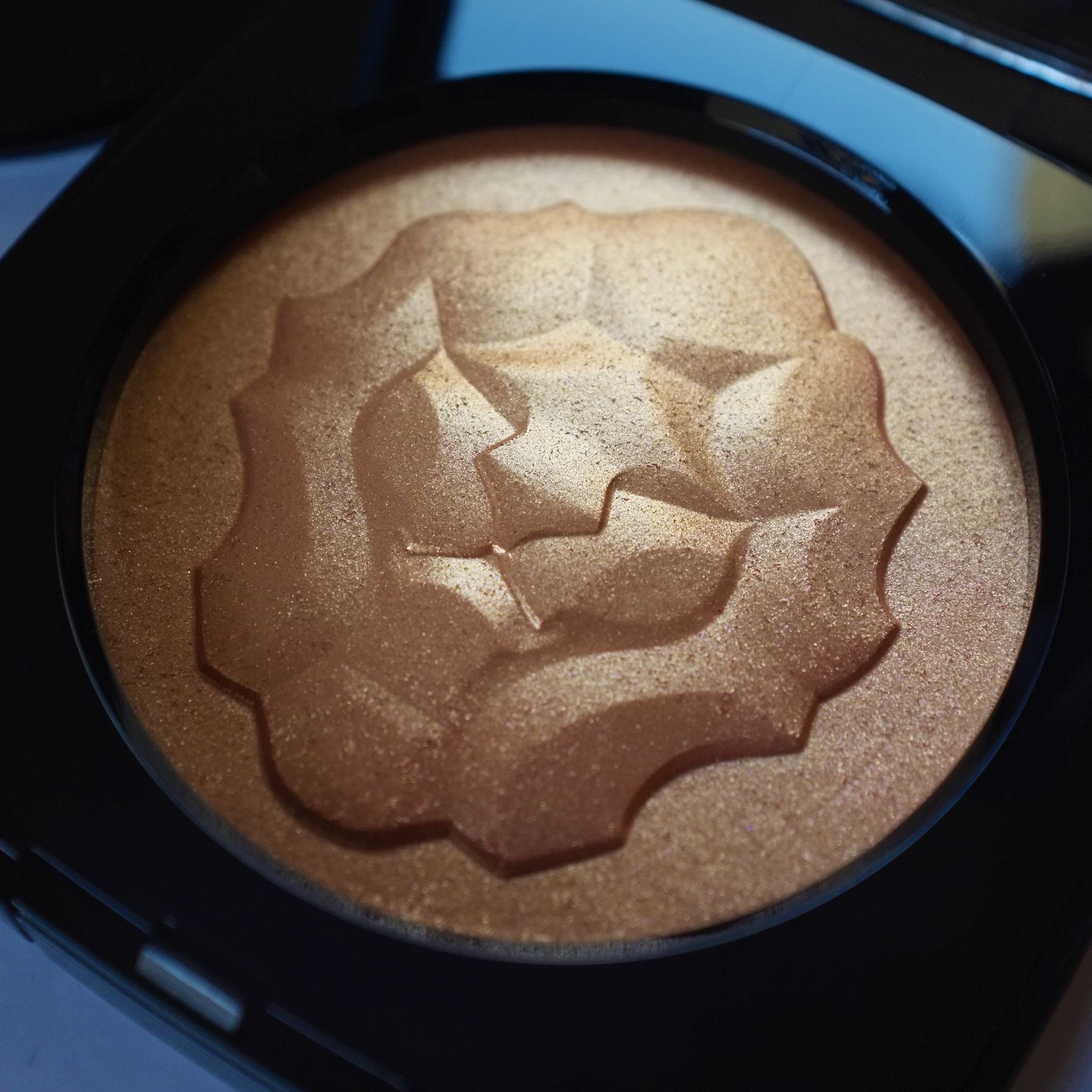 シャネル / ル リオン ドゥ シャネルの公式商品情報｜美容・化粧品情報