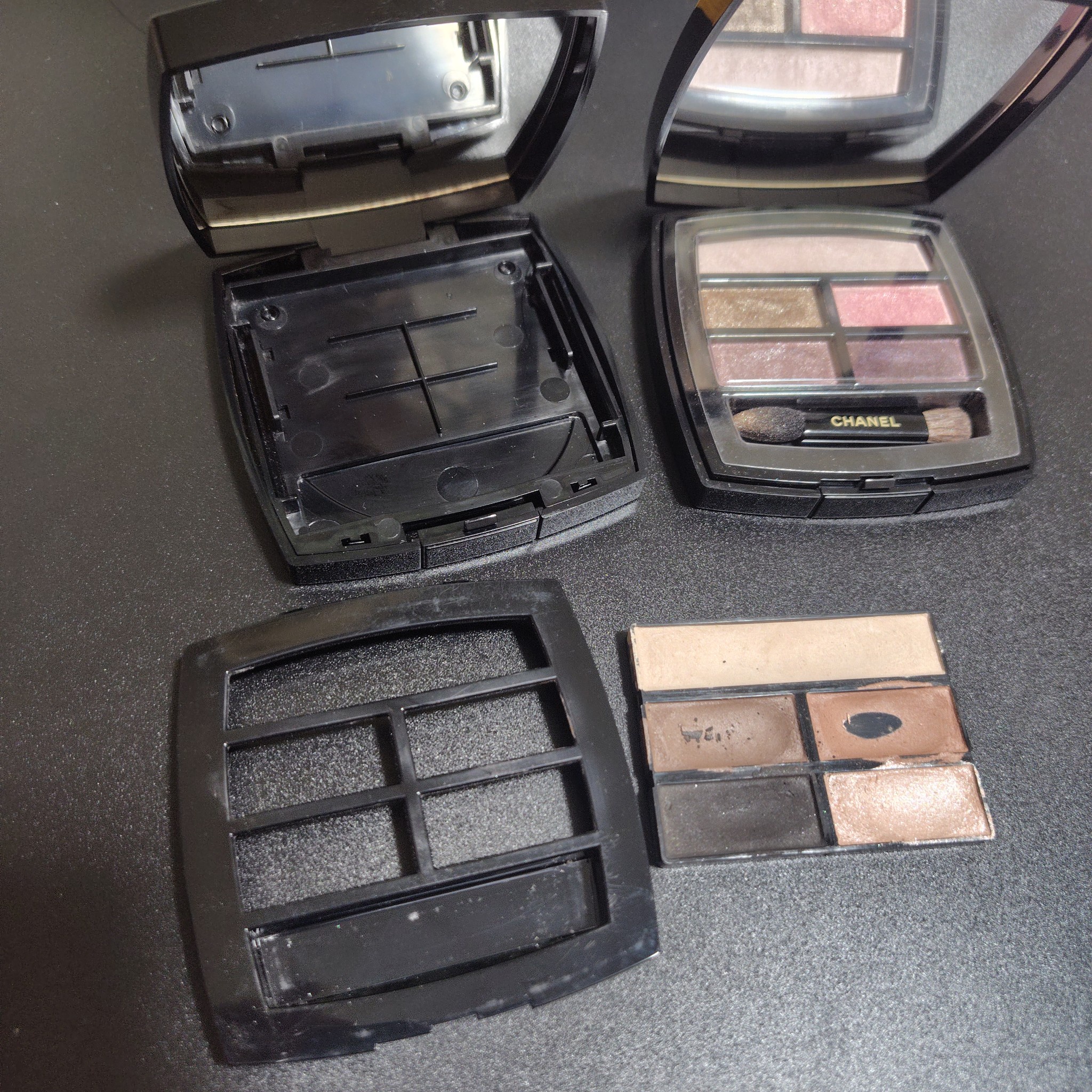 シャネル / レ ベージュ パレット ルガール ミディアムの公式商品情報