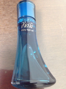 ディシラ / シャイニー ヘアオイルの公式商品情報｜美容・化粧品情報は