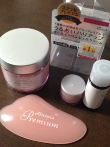 エテュセ / プレミアム アミノキャビアクリーム(旧)の公式商品情報