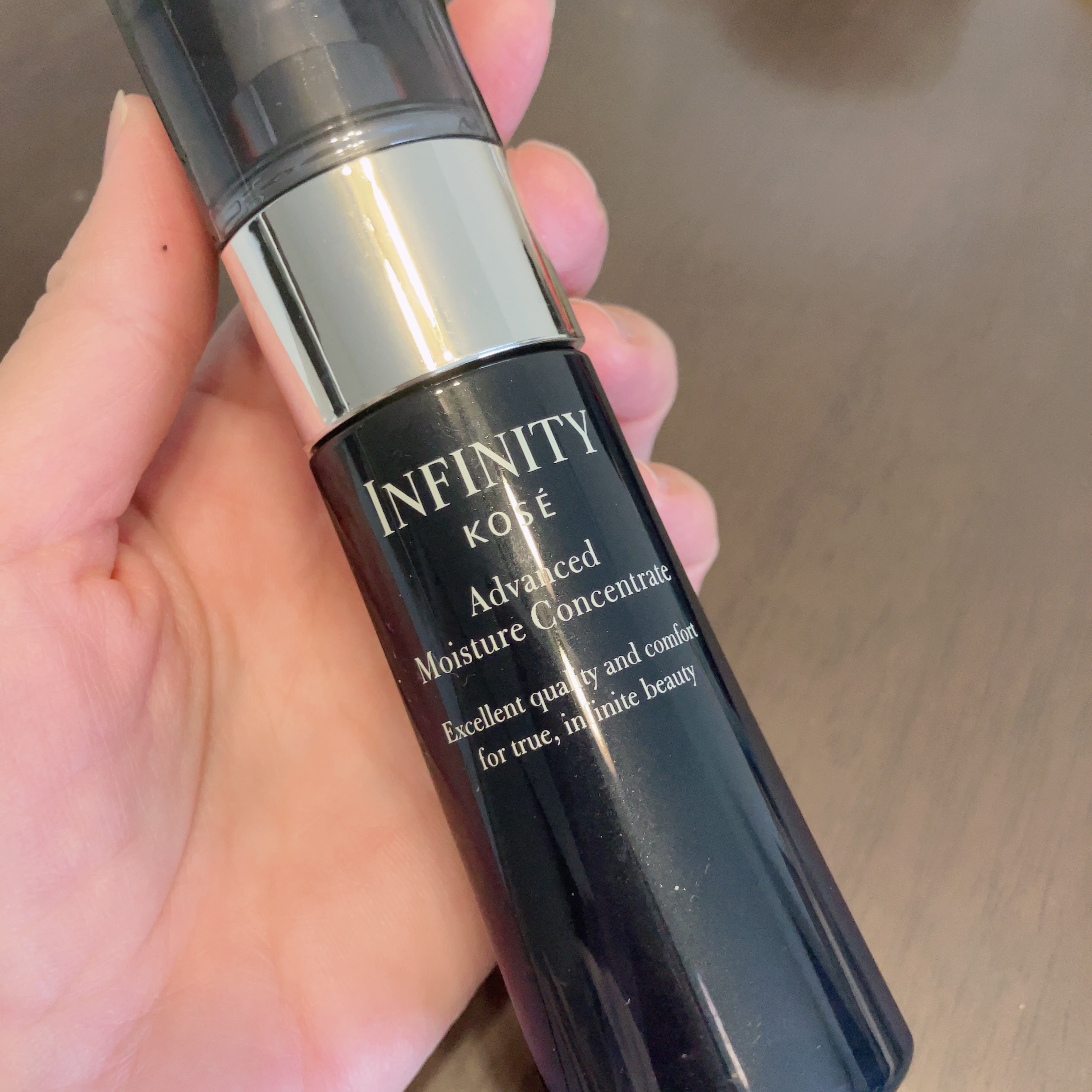 インフィニティ / アドバンスト モイスチュア コンセントレートの