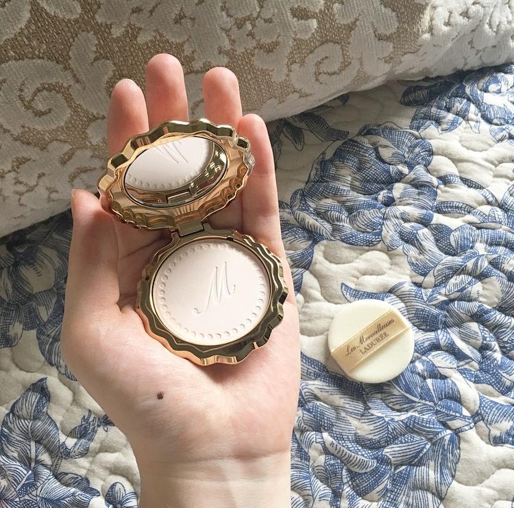 レ・メルヴェイユーズ ラデュレ / プレスト パウダーの口コミ写真（by