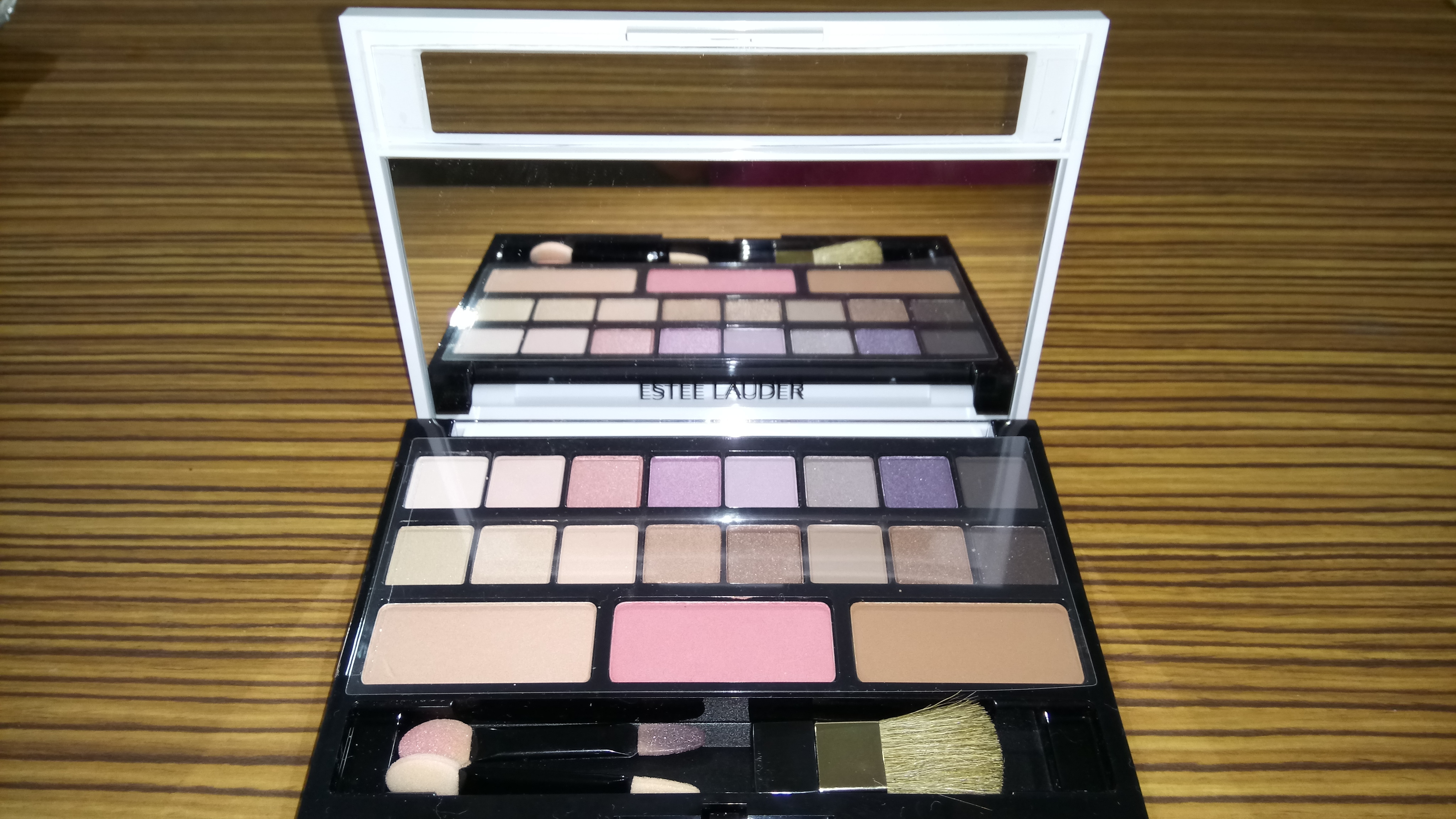 エスティ ローダー / メークアップ コレクション 2016の公式商品情報