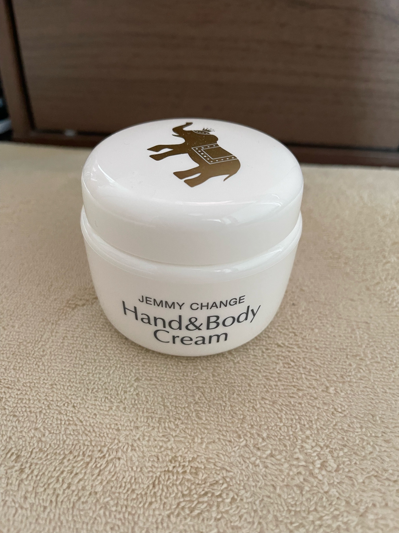 クリスタルジェミー / ジェミーチェンジ 象の足クリームの公式商品情報