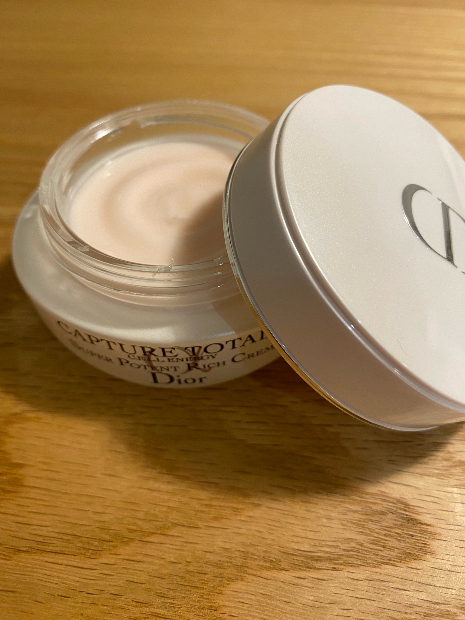 ディオール / カプチュール トータル セル ENGY リッチ クリームの公式