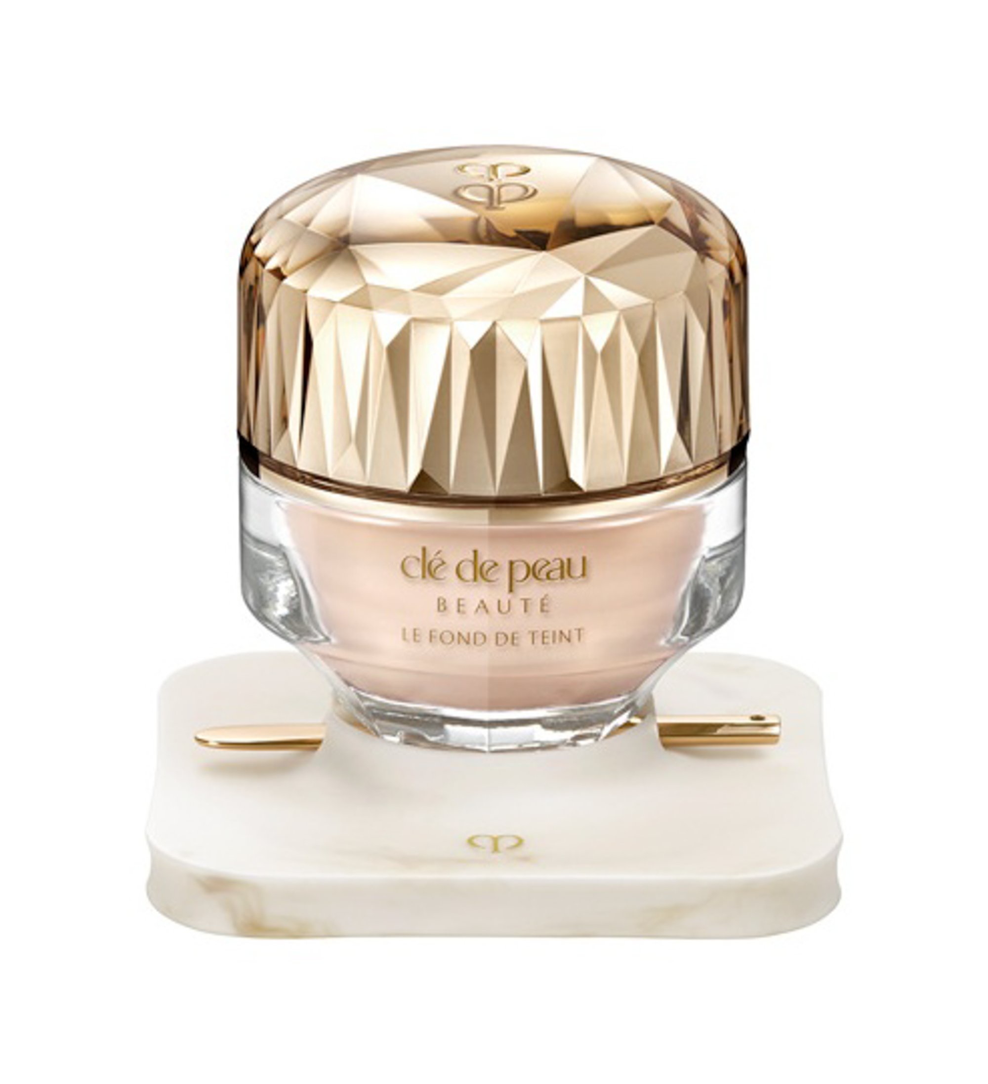 スウォッチあり】ラグジュアリースキンケアファンデーション誕生。クレ