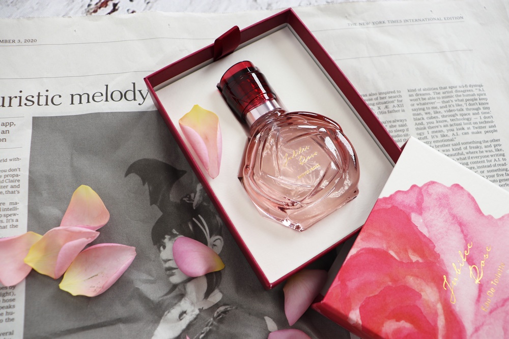 思わず振り返る？！華やかローズのモテ香水 | ハウス オブ ローゼ 担当