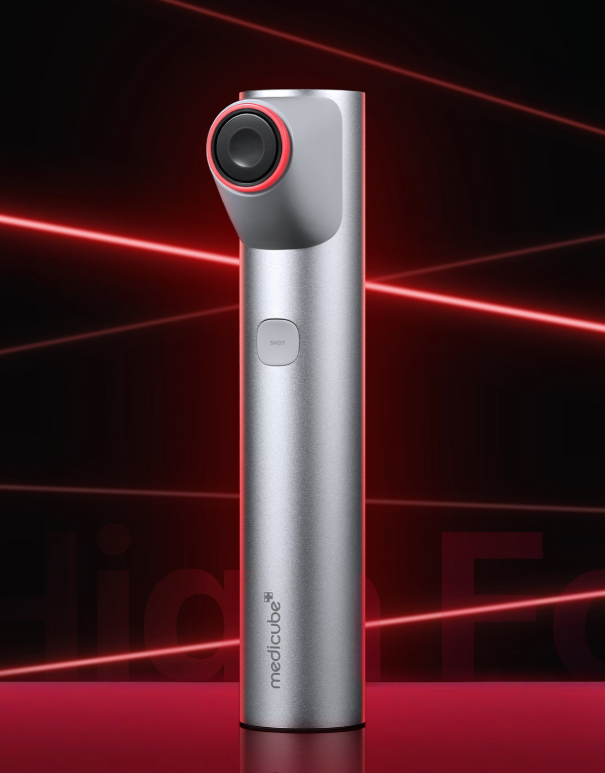 新商品】自分専用ハイフで二重あご撃退！理想のVラインへ♪ 痛くない