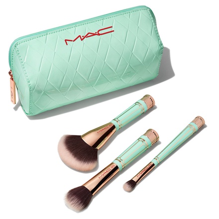 M・A・C / マック オブ オール トレード ブラシ キットの公式商品情報