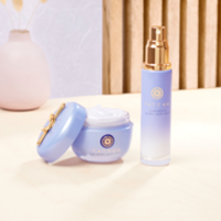 エスティ ローダー / 練香水 Garden Delightsの公式バリエーション情報