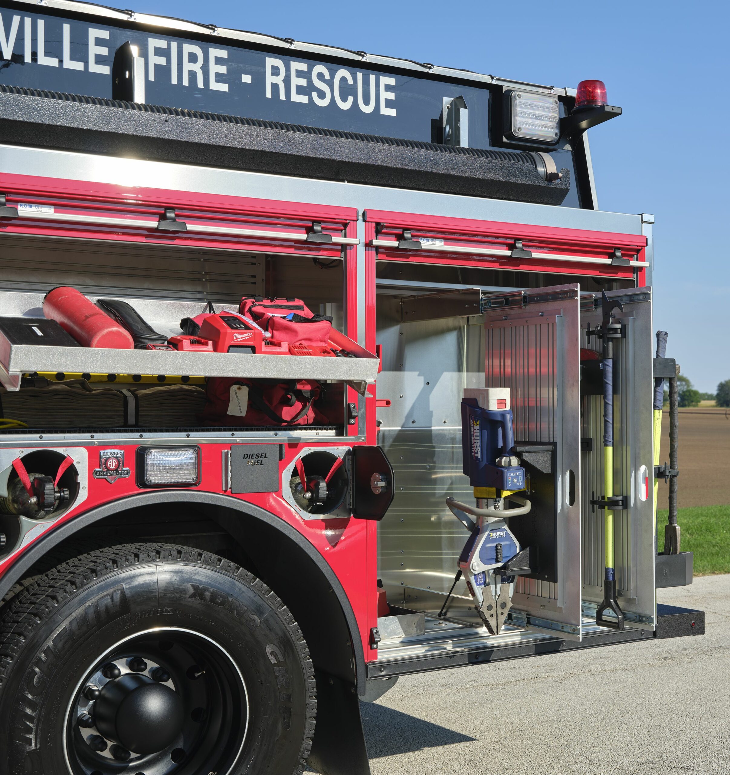 KANEVILLE VOLUNTEER FIRE DEPARTMENT, IL - #24345 - HME Ahrens-Fox®