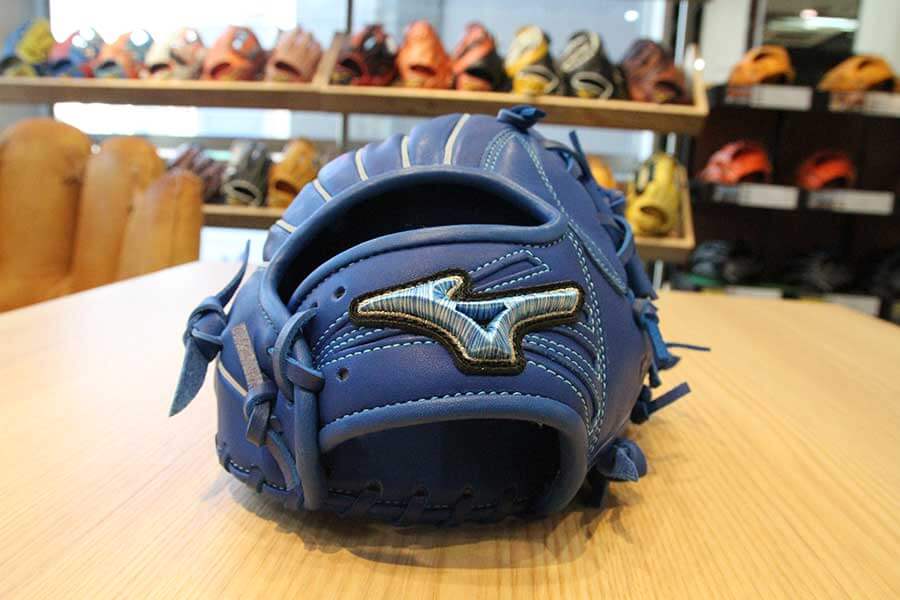 トッププロも愛用するミズノの世界にひとつだけのグラブ