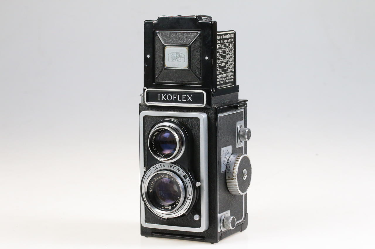 Zeiss Ikon Ikoflex Ia (854/16) – DEFEKT – #676515 – Foto Köberl