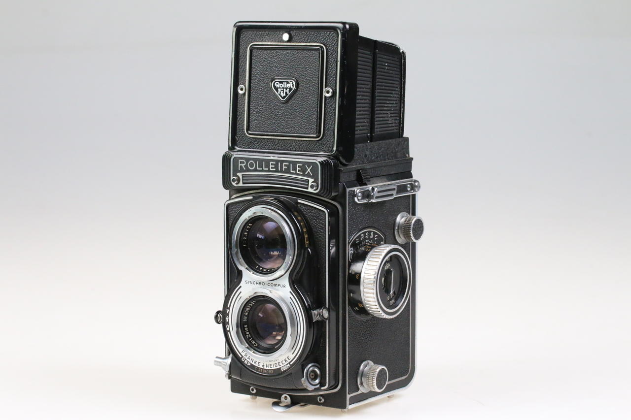 Rollei Rolleiflex T Model 1 TLR Kamera mit Griff – #2194193 – Foto