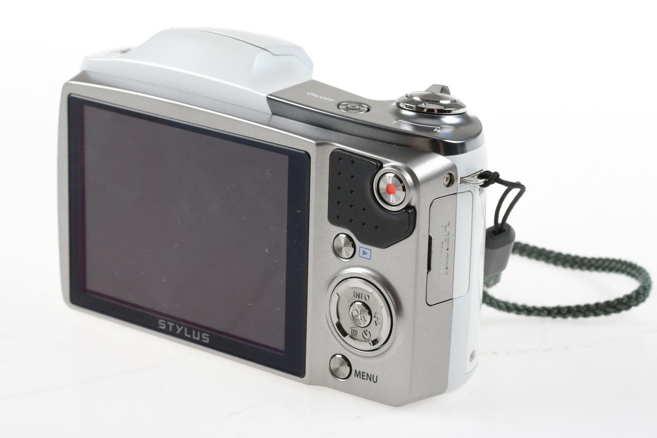 Olympus Stylus SZ-16 – #JN9201026 – Foto Köberl – Secondhand