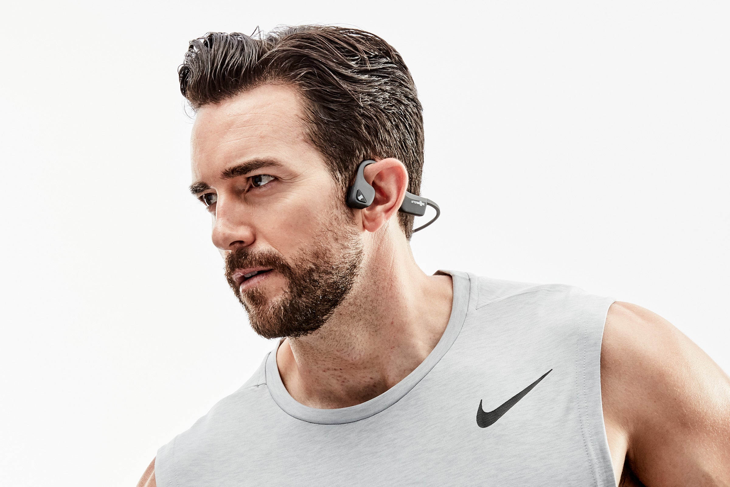 米Aftershokz社の骨伝導Bluetoothワイヤレスヘッドホン「AfterShokz